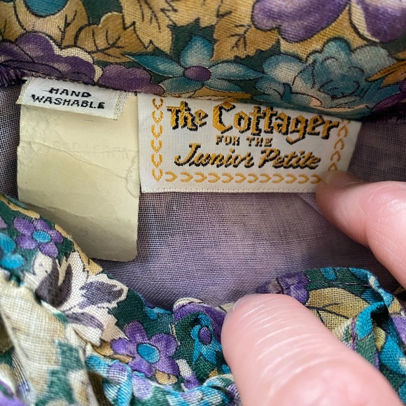 1970's vintage cottagecore prairie dress - Picture 2 of 8